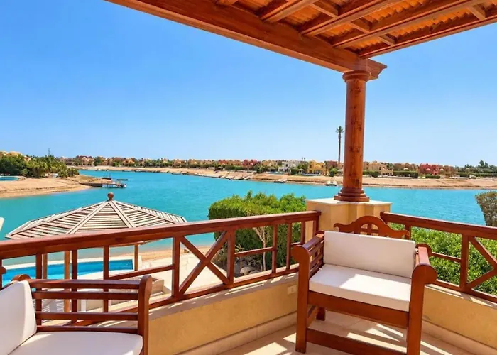 Villa Heated Pool, Nanny Room! 4br Spacious Sabina