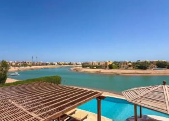 Villa Heated Pool, Nanny Room! 4br Spacious Sabina